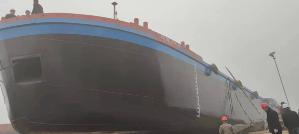 恭喜李老板船只下河，船號（四航258）